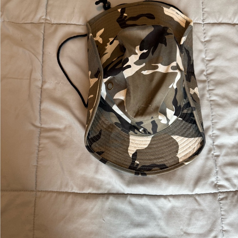 Men's Camouflage Bucket Hat